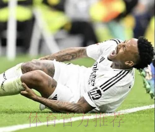 记者:皇马冬窗不会引援 会让门迪或琼阿梅尼踢中卫